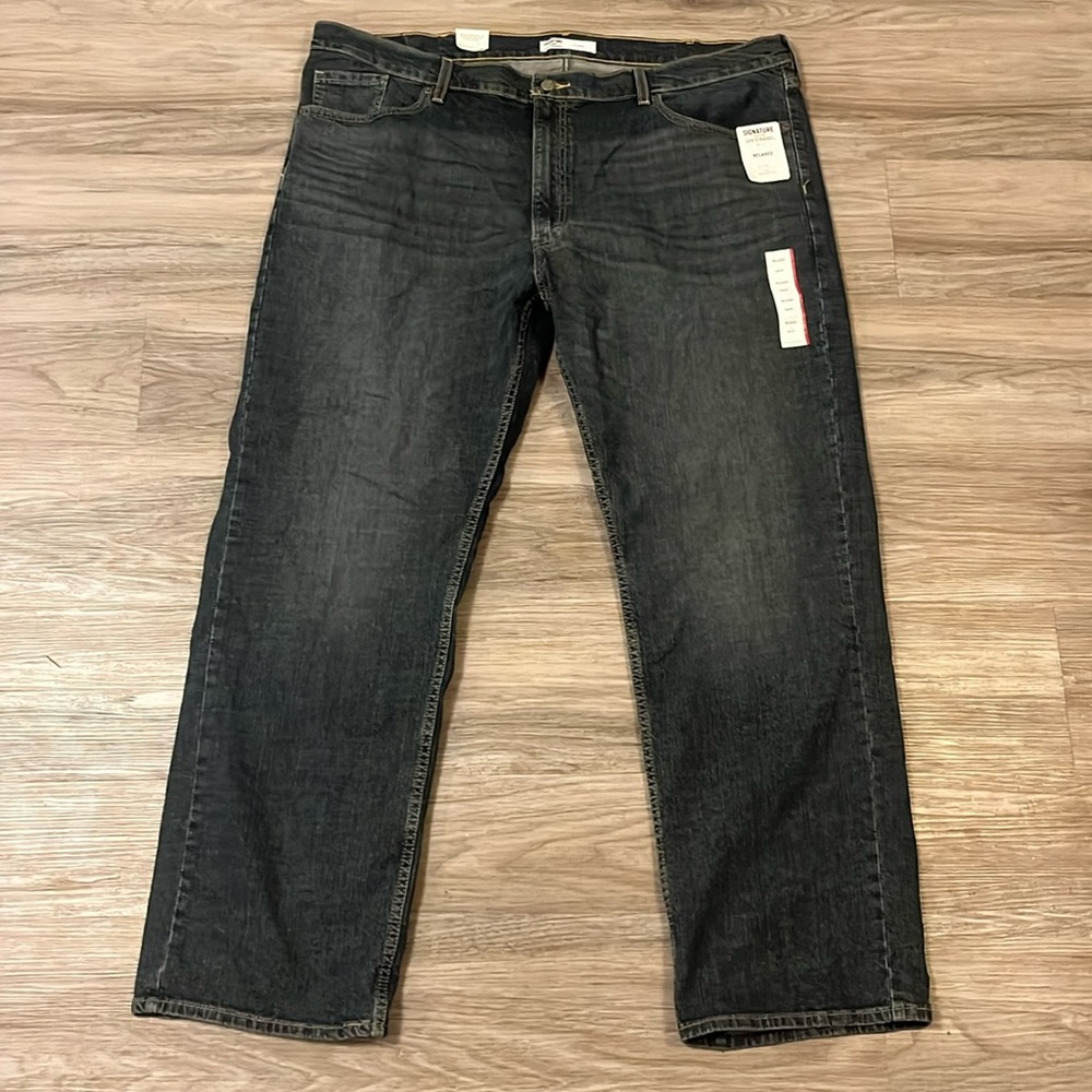 NWT signature gold Levi Strauss 44 x 32